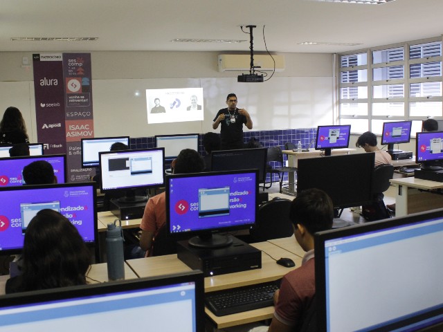 Participantes de um Workshop do evento de 2024.