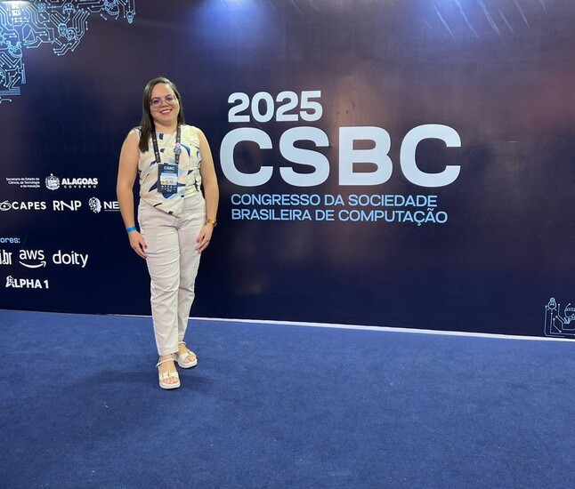 Profa. Valéria Maria da Silva Pinheiro