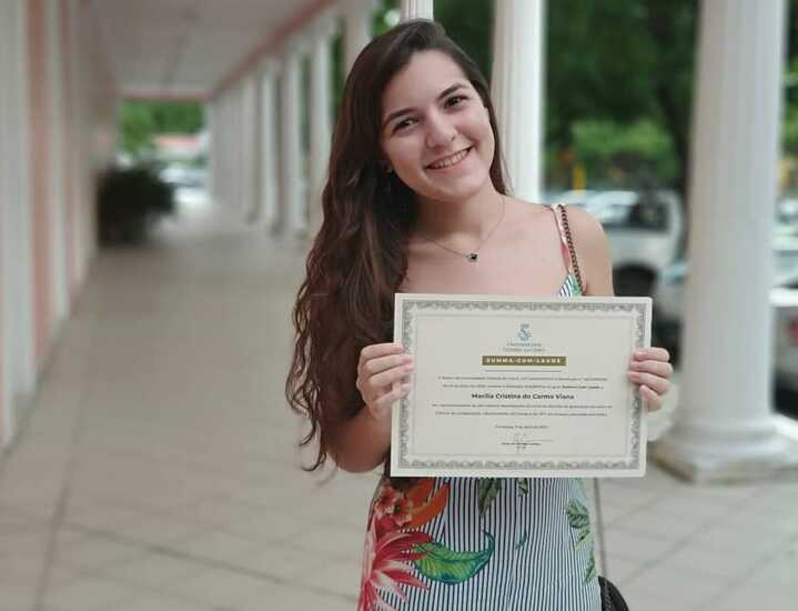 Marília é egressa de Ciência da Computação.